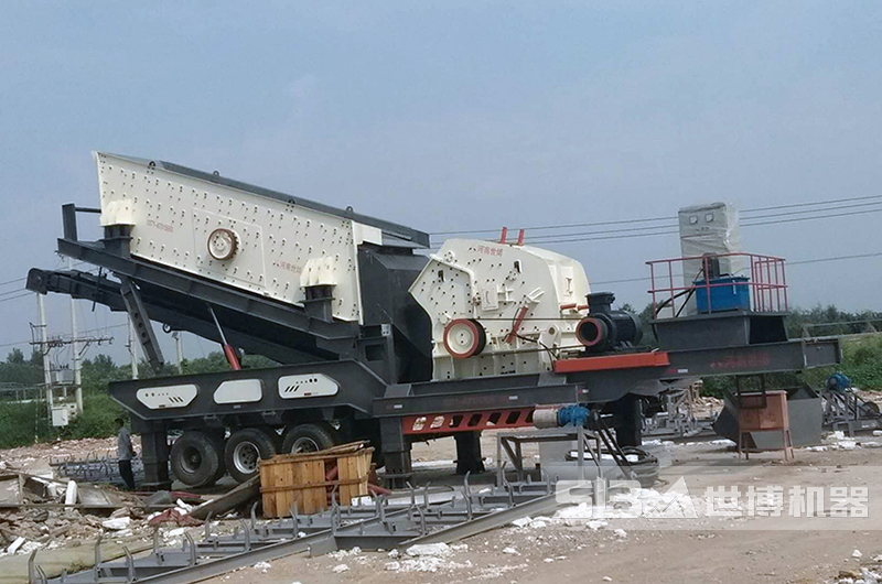 移動建筑廢料粉碎機安裝現場